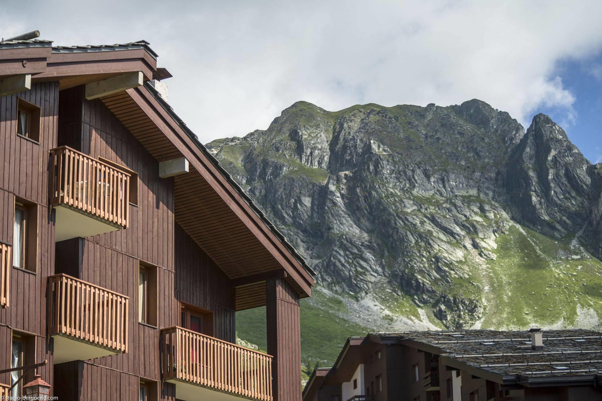 Residence Pierre & Vacances Les Chalets Des Arolles Macot-la-Plagne Екстериор снимка