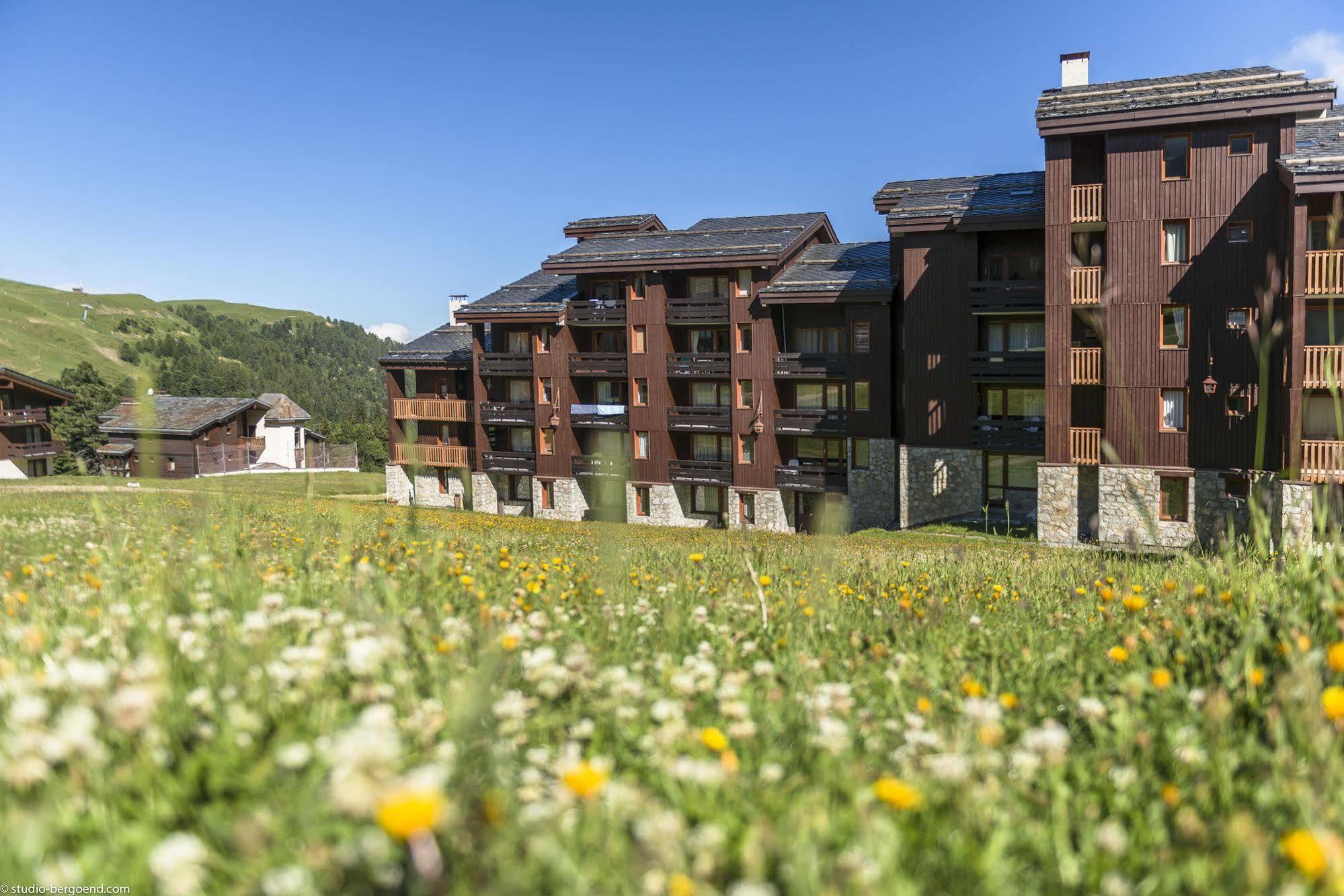 Residence Pierre & Vacances Les Chalets Des Arolles Macot-la-Plagne Екстериор снимка